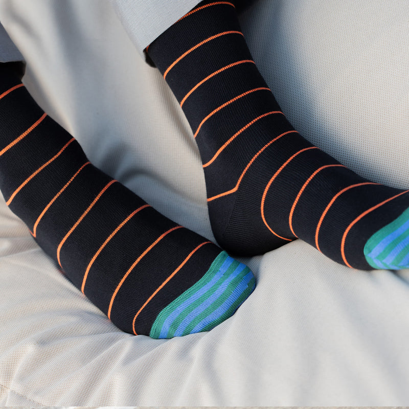 Thin Stripe Men's Socks - Black