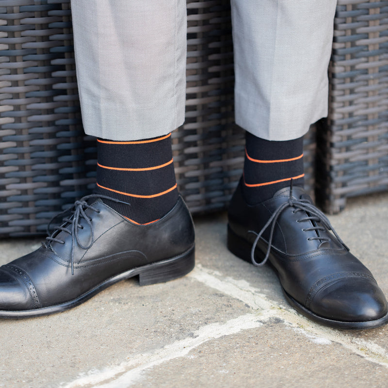 Thin Stripe Men's Socks - Black