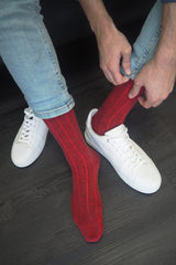 Indulgent Cashmere Men's Socks - Red